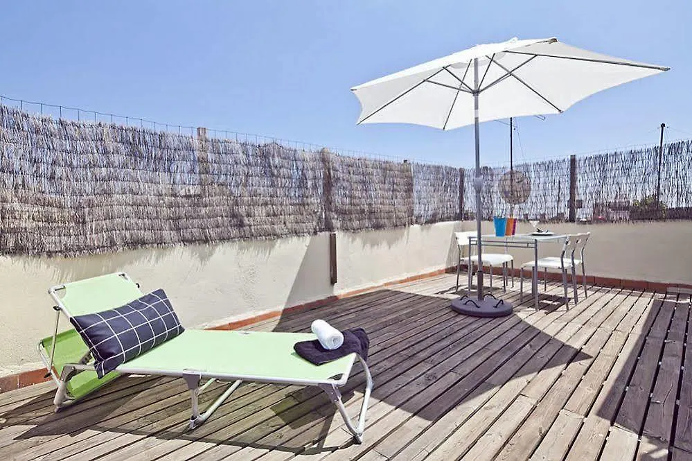 Montserrat Apartment Barselona Otel